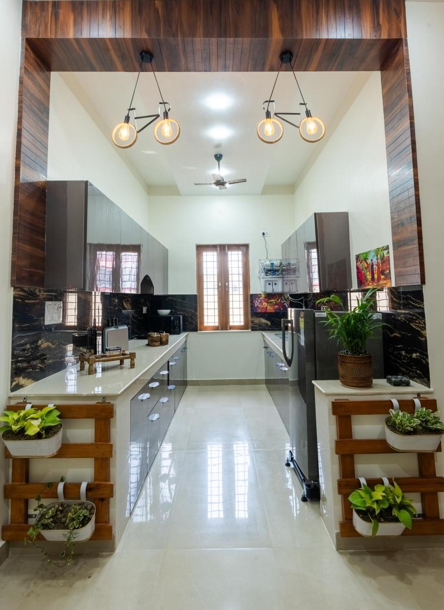 Dhruva - Luxury Villa In Cbd 德拉敦 外观 照片
